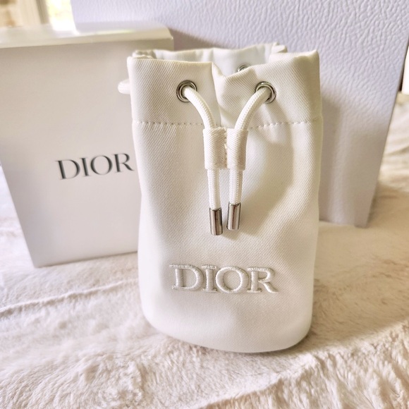 Dior Drawstring Beauty Bag - Picture 2 of 8